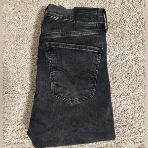 Levi’s Mile High Skinny size 28, 85% cotton 9% polyester 6% elastane
